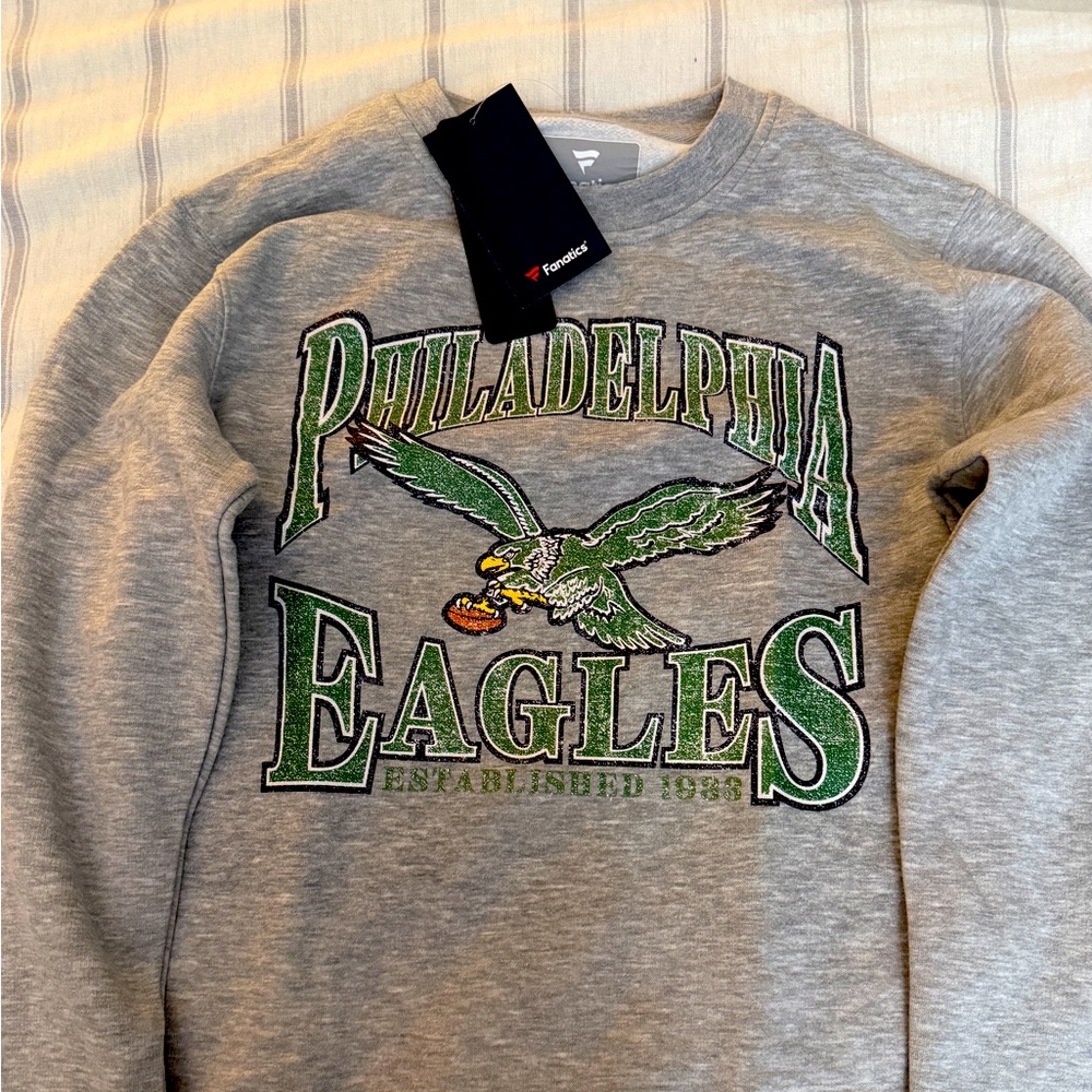 NEW Philadelphia Eagles Pullover Sweatshirt - Gray - Superbowl Champs! Size S